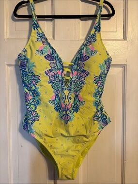 Lilly Pulitzer Jaspen Loro Green Pineapple Riviera Swimsuit